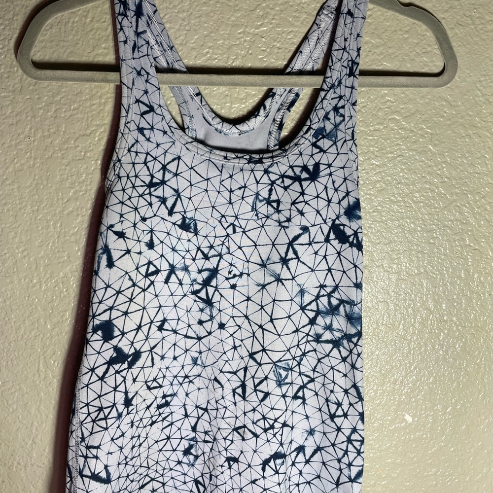 LULULEMON ACTIVE SHIRT